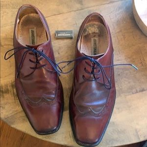 Johnston & Murphy Wing Tip Dress Shoe